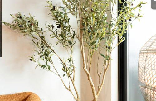 Midtown Condo Sky Deck with Fast WiFi & Free Parking - Foto 11