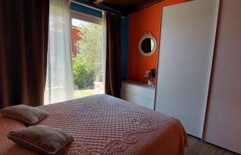 IL CICLAMINO POOL FOR YOUR SOLE USE BIG IN-GROUND - 70m2 house & 300m2 outdoor, child & pet friendly, 10 minutes drive to Montebello Station connecting to Rome centre in 20 minutes, 3 minutes drive to supermarket -4 language warm guest care - Foto 21