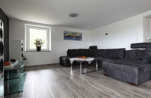 Holiday Home Gesamtes Ferienhaus in Buchenberg mit Grill- Garten und Terrasse by Interhome - Foto 7