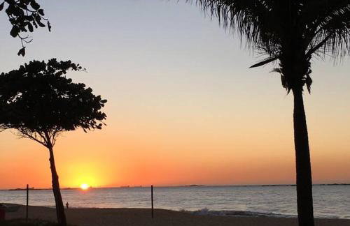 Lindo Flat frente praia - Foto 1