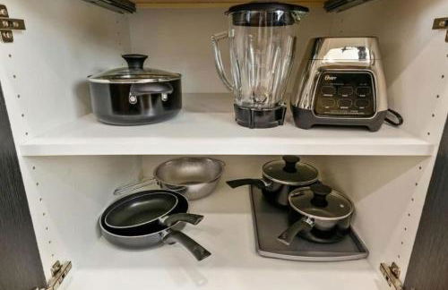 3 Min to DT - 2 Car Garage - Lux Townhome - King Bed - Foto 24