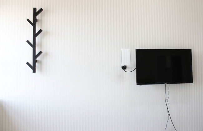 Gorgeous Studio at Mekarwangi Square Apartment with Mountain View - Foto 9