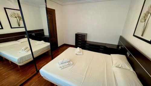 Apartamento Reyes de España / Free Parking & Wi Fi - Foto 3