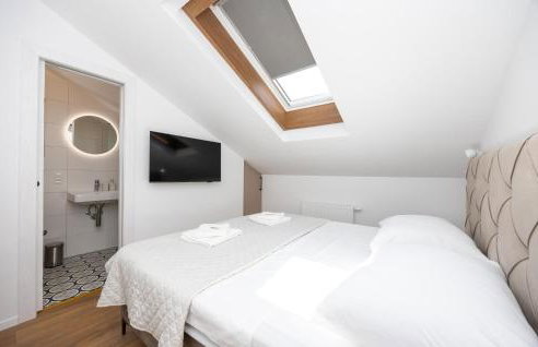 Lovely Home In Ostrvica - Photo 36