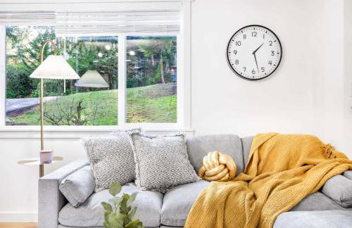 Newly Modern 4BR2BA Rambler by Super Market - Foto 10