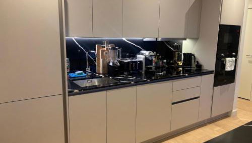 Stunning and central three bedroom Penthouse with roof terrace - Foto 4