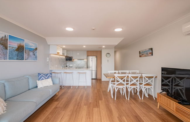 Crystal Beachfront Apartments - Foto 20