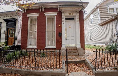 Remodeled Modern Home - private backyard & games! - Foto 39