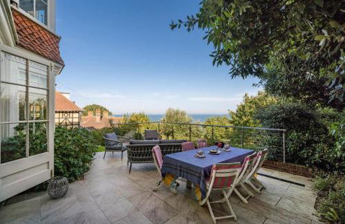 Bay House - Photo 11