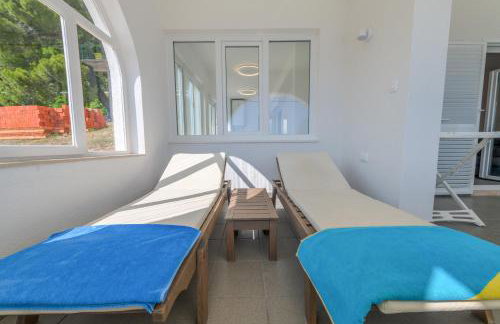 DeLuxe Seaview Apartment KENNEDY I - Photo 40