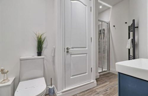 Coastal Nest - Premium flat,3 Minutes to the Beach - Foto 8