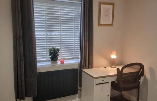 A luxury 2 bed flat in Romford - Foto 2