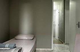 Lindo Apto Térreo Relaxante com Garagem - Foto 10