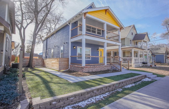 1BR Downtown Urbanitydining, Drink, Cafes & Escape - Photo 19