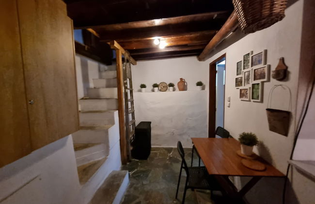 "skopelos- Iris - Your Traditional Home" - Foto 24