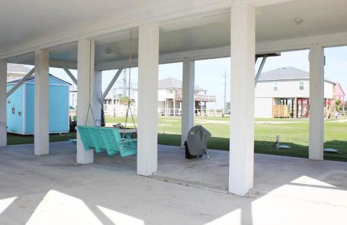 Beach Getaway at 2 Pelicans Walk to the Water - Foto 30