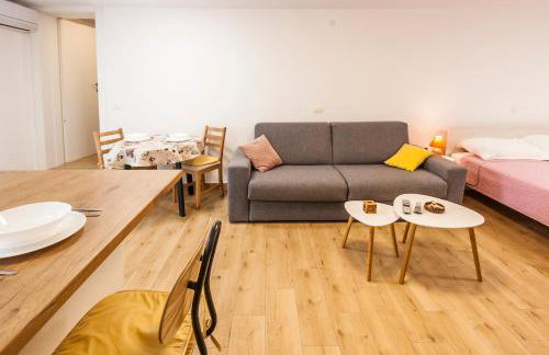 Studio & Apartment 'The Roots Apartments' near Pula, Istria, Croatia - Foto 8