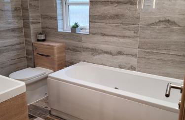 Looe, Cornwall, couples, families, quiet location, views, reliable Wi-Fi, modern cottage - Foto 48