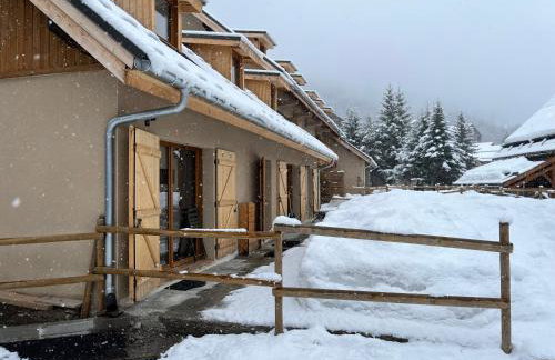 Bel appart neuf et cosy, jardinet, magnifique vue - Photo 26