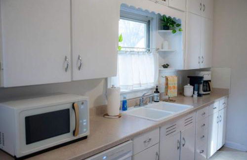 Sunny Side on Storm 3BR 3BA Retreat - Foto 4