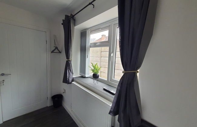 Private Room - Ensuite Bathroom - Free Parking - Foto 27