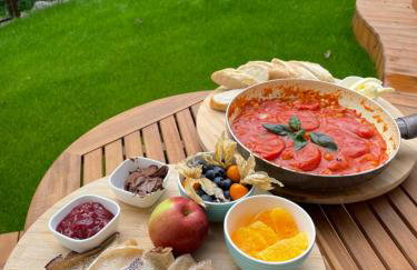 Zloty, a Skromny - ogrodzony domek z jacuzzi i widokiem na jezioro - Foto 53