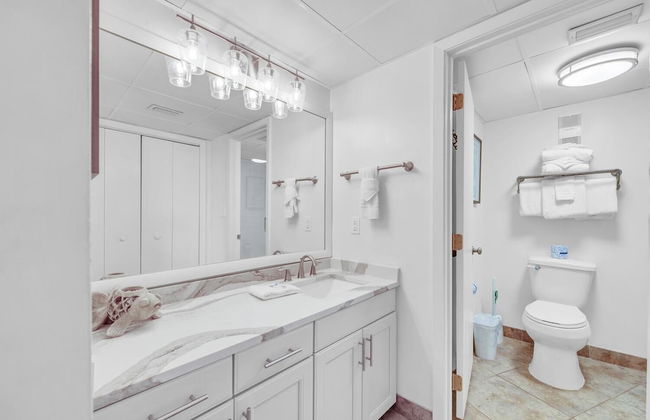 Edgewater Tower 2-805 - Foto 58