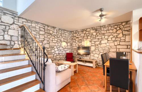 Holiday Home in Segotici With Private Pool - Foto 23