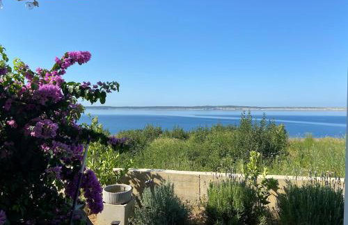 Villa Rocky Beach - Photo 34