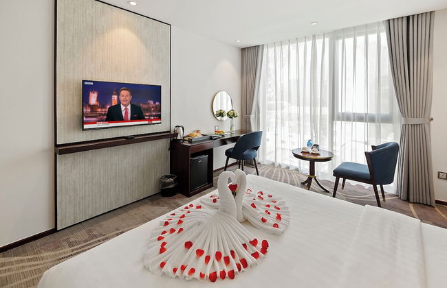 22Land Hotel Saigon - Photo 2