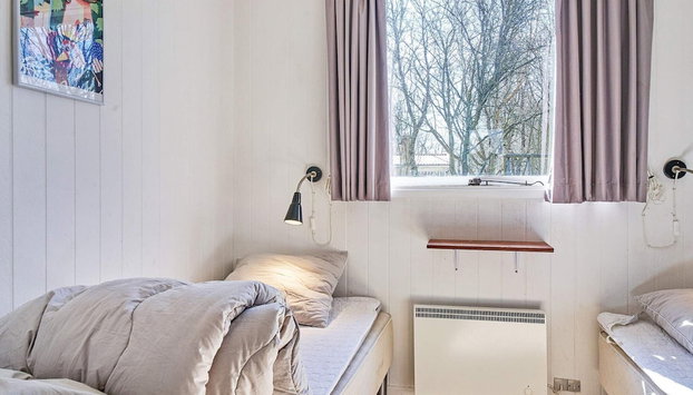 4 Person Holiday Home in Aakirkeby - Foto 2, Habitación