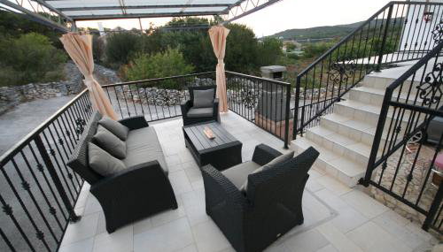 House Sakarun - Photo 2