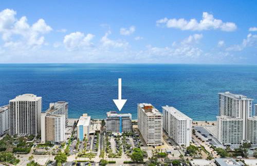 Beach Front 2 Bed Condo - Pool & Tiki Bar - Foto 34