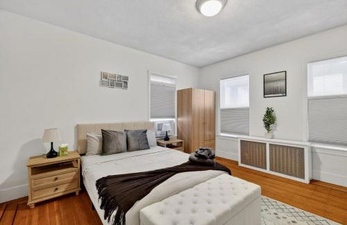 Spacious 2Br home in Malden with AC & heat - Photo 31
