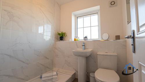 Franklin House 2 bed, king bed, parkingx2, workspace, wi-fi, corporates - Foto 5, towels