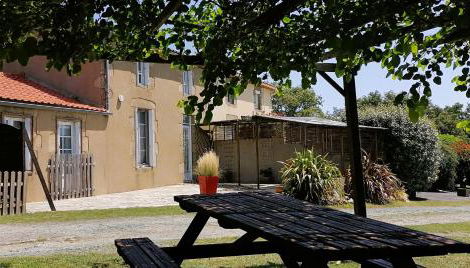 LE PUY DU FOU A 5 KM GITE 4 PERSONNES - Foto 4