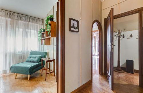 The Elegant Penthouse - Ampio Attico con Posto Auto - Foto 3