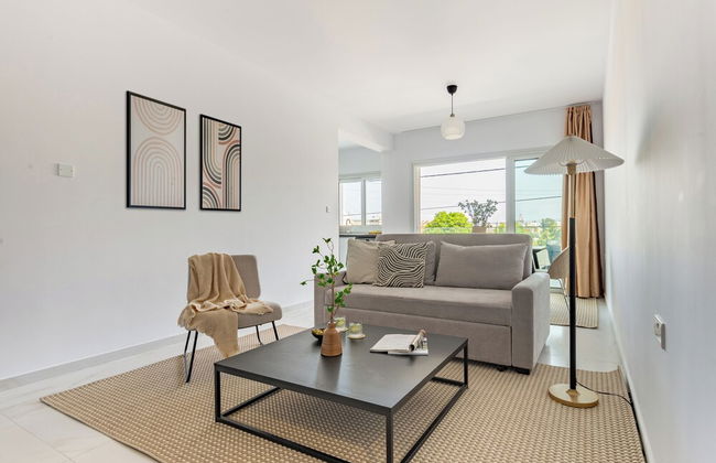 Sanders Cruise - Modern 2-bdr Apt With Balcony - Foto 1