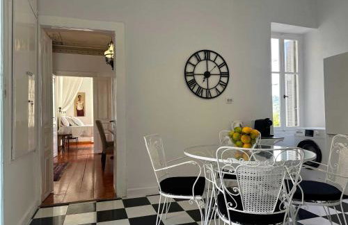 Poros Chic Seaside Neo-Classical Apartment with Terrace - Foto 18