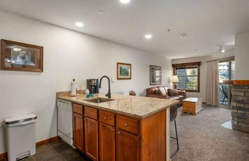 RF219 Hot tub,Heated garage and Parking - Foto 7