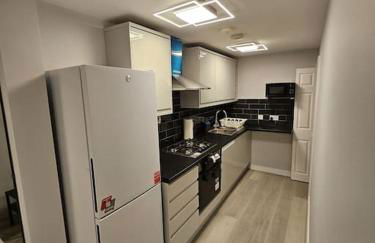 Luxury Flat - With Roof Terrace - Photo 13