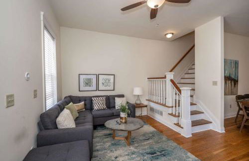 Cityscape Escape - Local Eateries - Foto 11