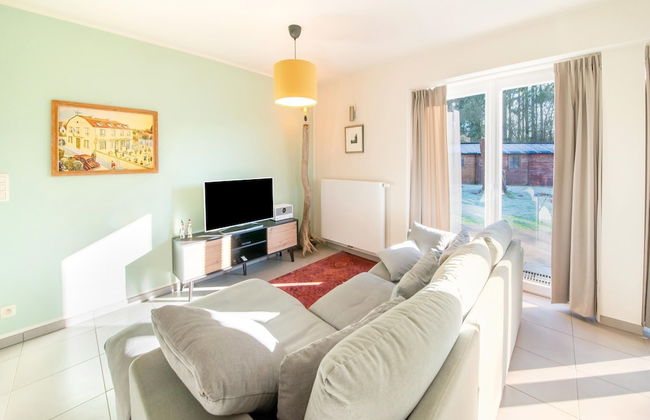 Stylish Retreat With Sauna - Photo 19