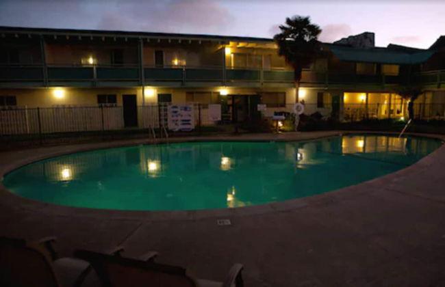 Coral Reef Inn & Suites - Foto 38