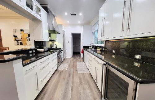 3 bedroom top story apartment near Pico blvd - Foto 18