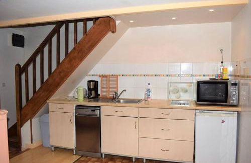 Maison bretonne avec une jolie cour fermée et fleurie avec WIFI à TREBEURDEN - Réf 679 - Foto 3