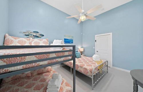 Multi-family Property with Private Pool, Large Yard and Steps From the Bay - Foto 38