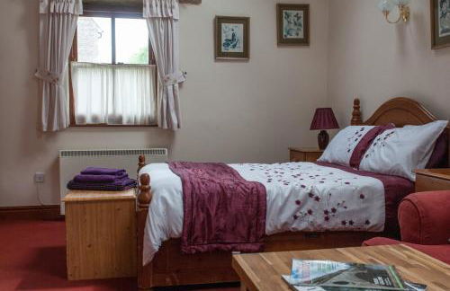 Beautiful 1-bed Cottage in Trellech - Photo 12