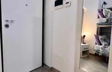 BelSorriso Varese 2 - Elegance City Residence with Private Parking -Reservation Required- - Foto 8