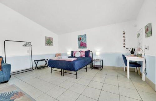 The Splash Pad Sleeps 13 w Pool Patio and Garage - Foto 42